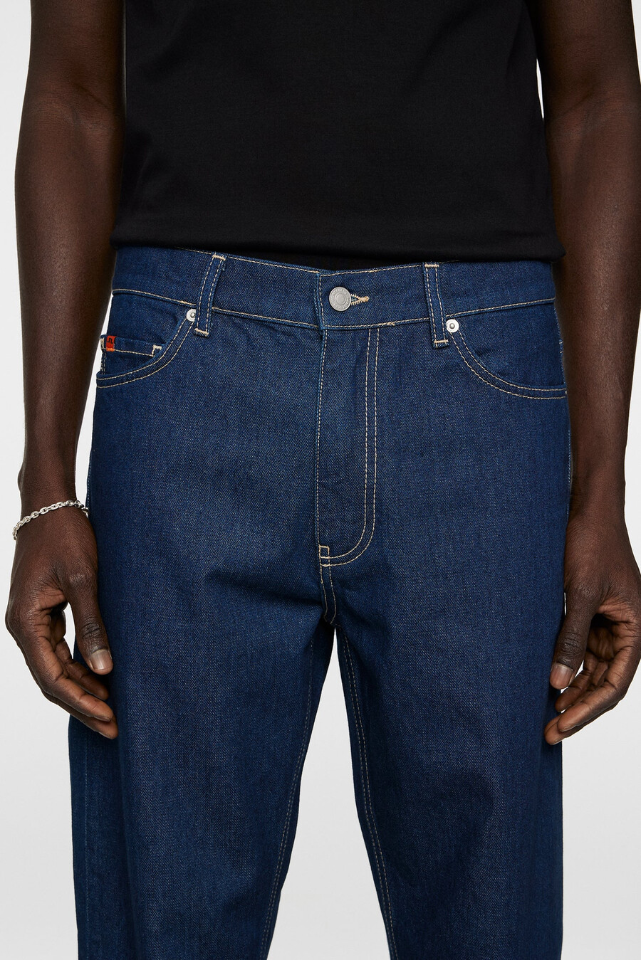cody broken reg jeans