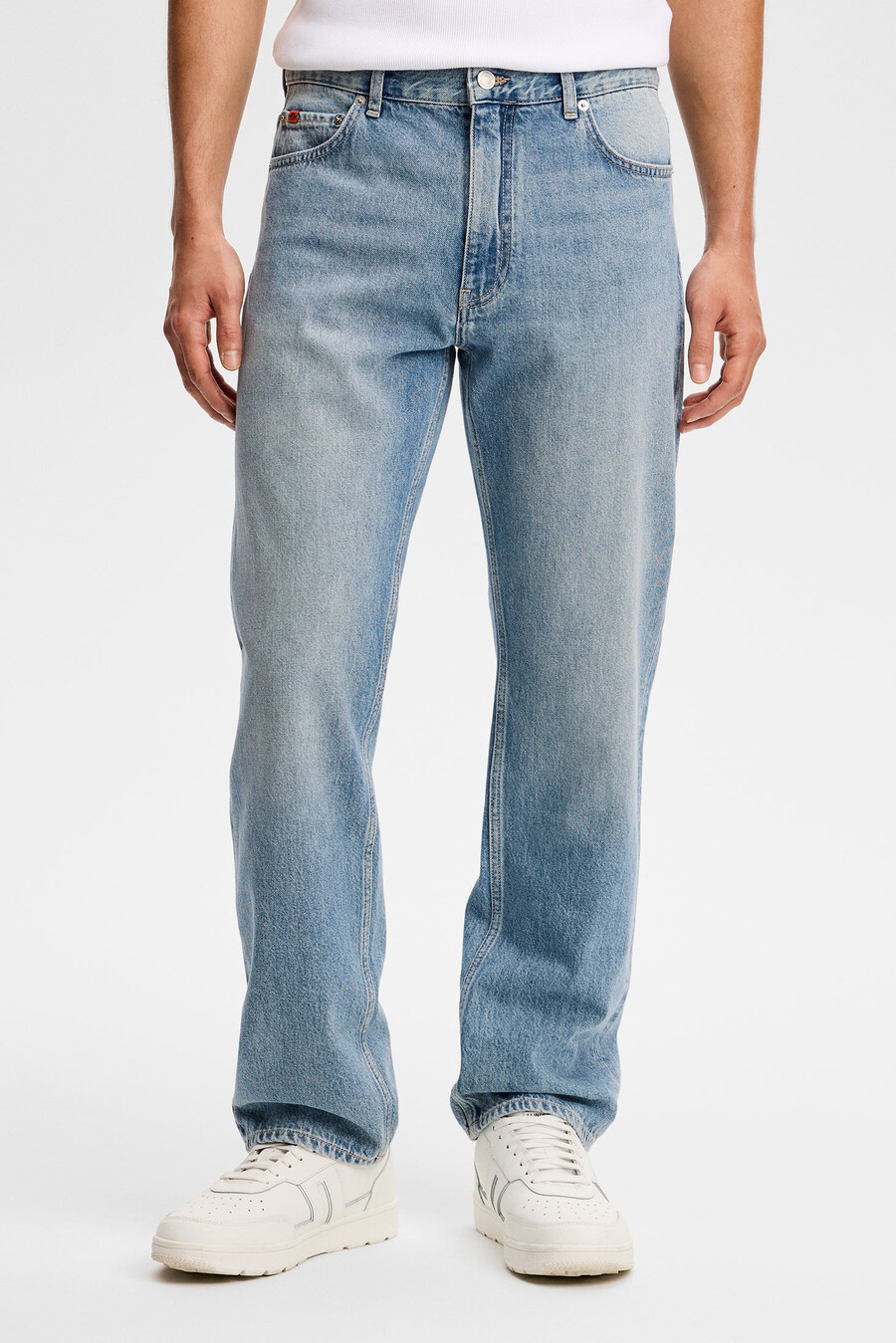 cody light wash regular jeans