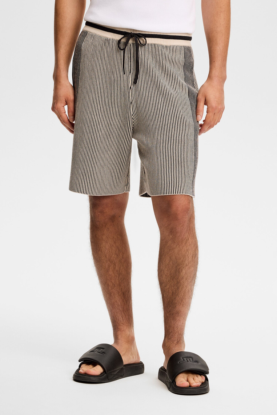 simon strikkede shorts