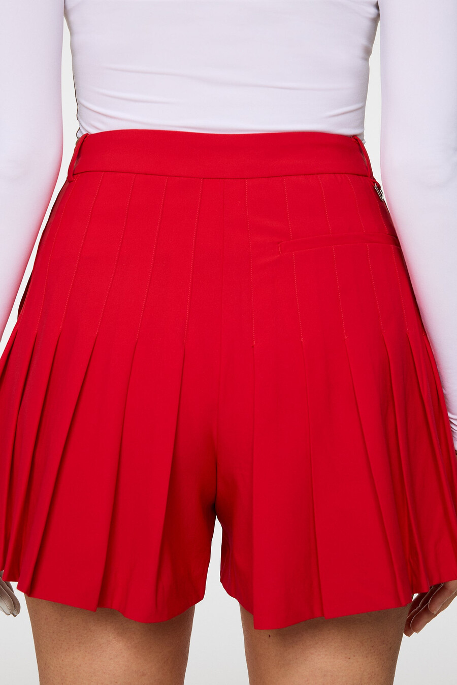 arella plisserte shorts