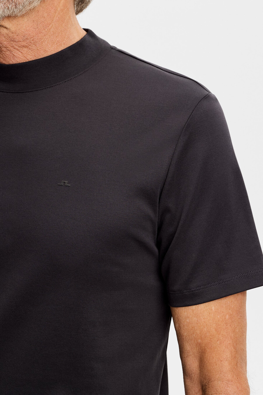 ace mock neck t-skjorte